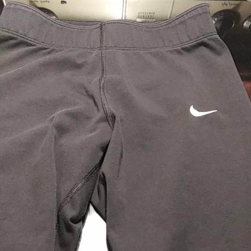 🖤Nike running long shorts🖤